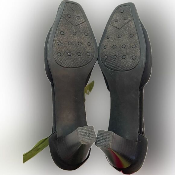 Timeless! Life Stride “Sutton” black heels! - Picture 9 of 12